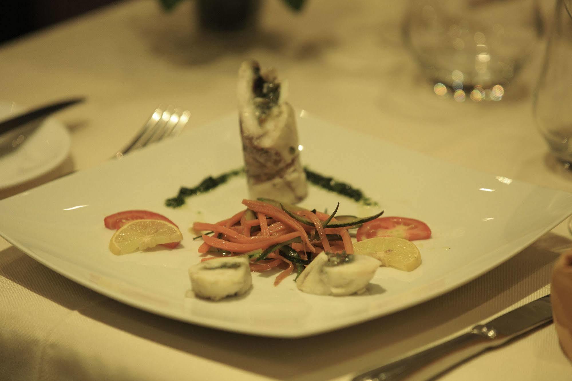 אבידג'אן Heden Golf Hotel מראה חיצוני תמונה