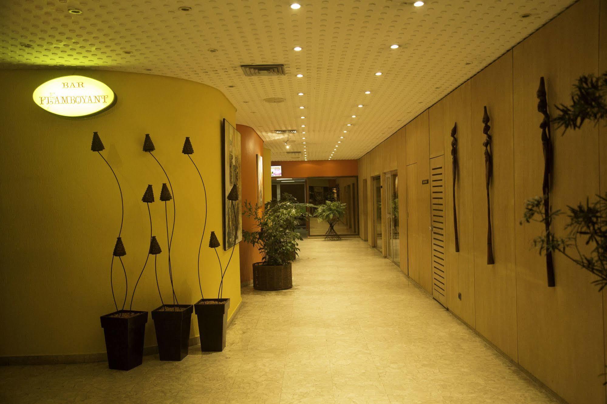 אבידג'אן Heden Golf Hotel מראה חיצוני תמונה